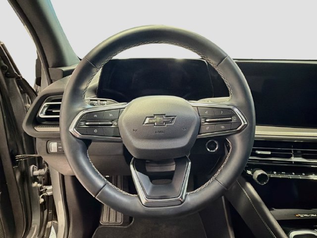 Certified 2026 Chevrolet Traverse LT w/ Midnight/Sport Edition FWD image 10