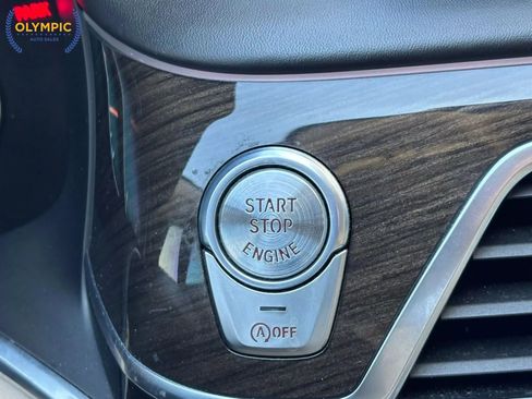 Used 2016 BMW 740i w/ Executive Package 2 image 29