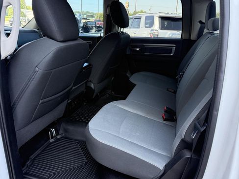 Used 2022 RAM 1500 Classic SLT RWD image 12