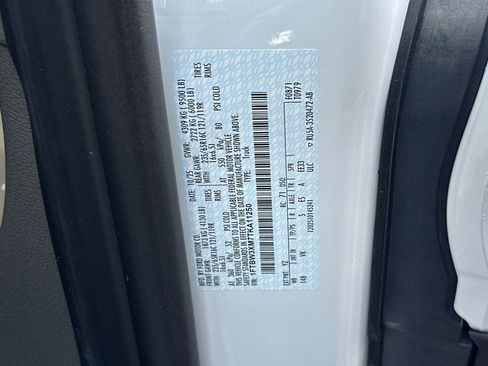 New 2026 Ford E-Transit Base image 26