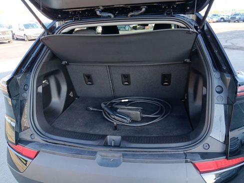 Used 2023 Chevrolet Bolt EUV LT FWD image 7