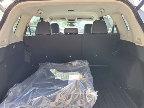 New 2026 Nissan Rogue SV AWD/4WD image 27