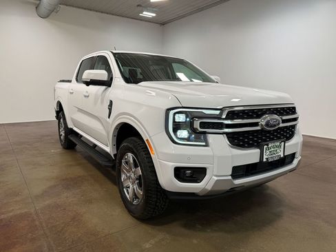 Used 2025 Ford Ranger Lariat w/ Advanced Towing Package image 32