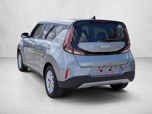 Used 2025 Kia Soul S FWD image 7