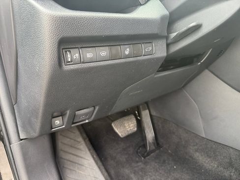 Used 2024 Toyota RAV4 XLE Premium w/ Weather Package AWD/4WD image 29