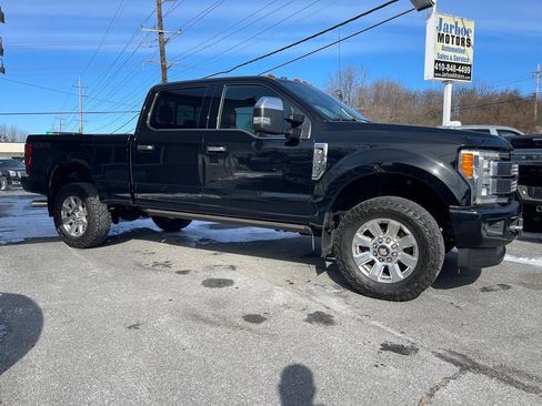 Used 2018 Ford F350 Platinum image 16