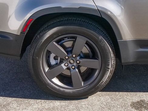 Used 2023 Land Rover Defender 130 S image 6