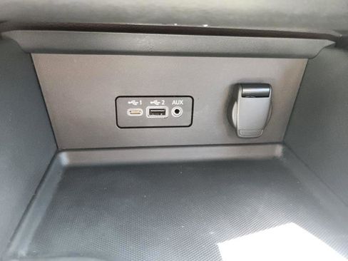 Used 2020 Nissan Sentra SV image 13