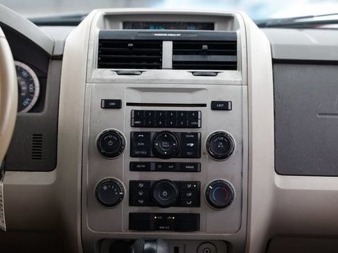 Used 2012 Ford Escape XLT FWD image 35