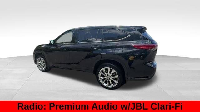 Used 2020 Toyota Highlander Limited AWD/4WD image 10