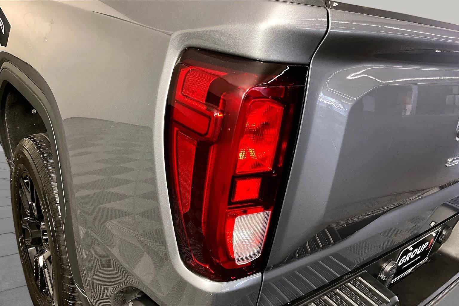 Used 2021 GMC Sierra 1500 Elevation RWD image 27