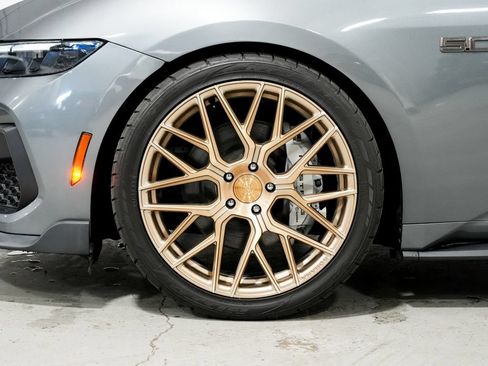 Used 2025 Ford Mustang GT Premium RWD image 35