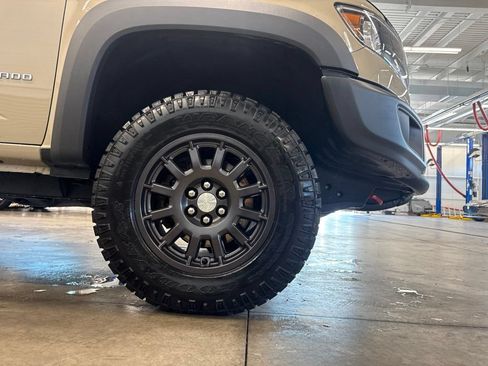 Used 2022 Chevrolet Colorado ZR2 w/ Colorado ZR2 Bison Edition AWD/4WD image 21