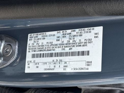 Used 2024 Ford Escape ST-Line w/ Tech Pack #1 FWD image 45