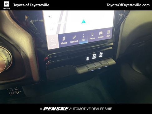 Used 2025 RAM 1500 Laramie image 31