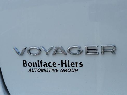 New 2026 Chrysler Voyager LX image 6