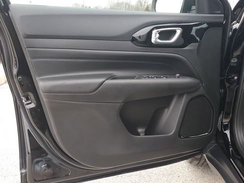 New 2026 Jeep Compass Limited image 21