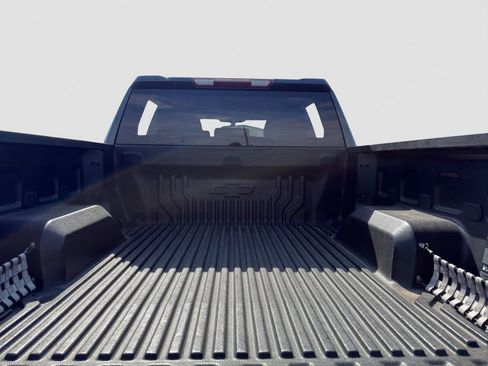 Used 2020 Chevrolet Silverado 1500 Custom w/ Custom Value Package AWD/4WD image 19