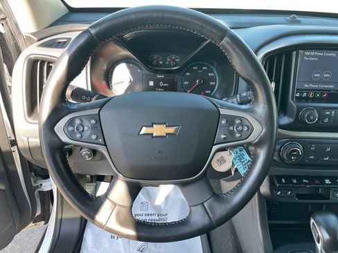 Used 2022 Chevrolet Colorado Z71 w/ Safety Package AWD/4WD image 25