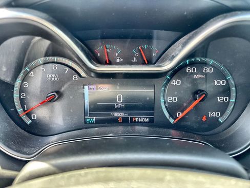 Used 2015 Chevrolet Impala LT w/ Convenience Package image 10