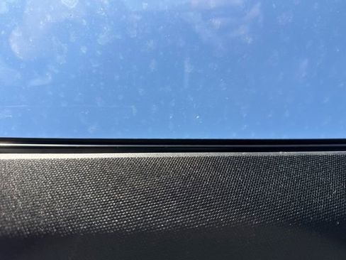 Certified 2022 Ford Explorer Platinum w/ Equipment Group 601A image 31