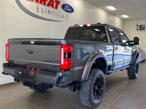 New 2026 Ford F250 Lariat w/ Black Appearance Package AWD/4WD image 10