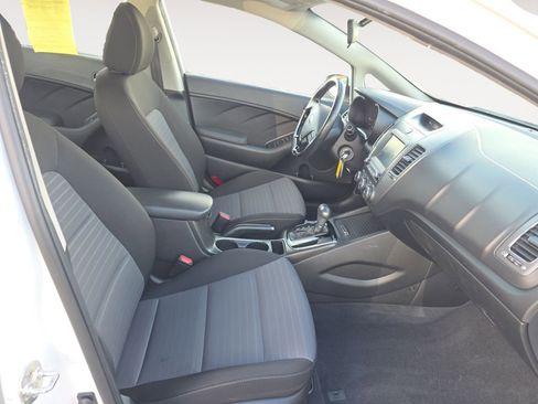 Used 2018 Kia Forte S image 15