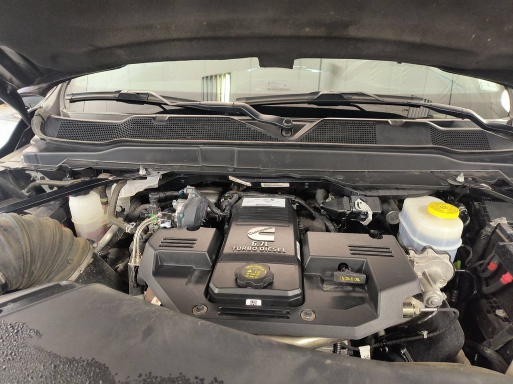 Used 2024 RAM 2500 Laramie w/ Protection Group AWD/4WD image 20