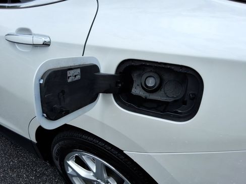 Certified 2021 Chevrolet Equinox Premier AWD/4WD image 12