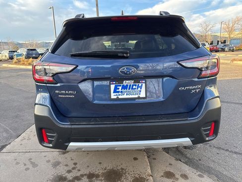 Used 2022 Subaru Outback Limited XT image 4