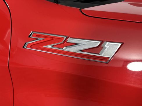 Used 2025 Chevrolet Silverado 1500 LT w/ Z71 Off-Road Package image 23