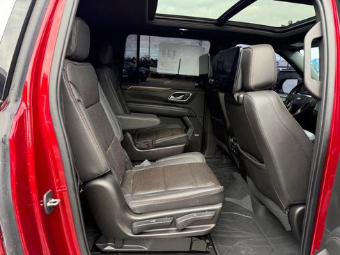 Used 2021 Chevrolet Suburban High Country image 47
