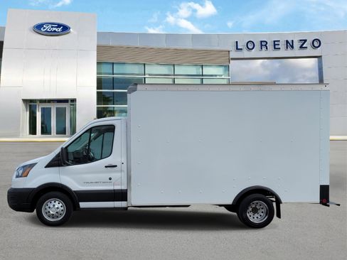 Used 2023 Ford Transit 350 DRW RWD image 8