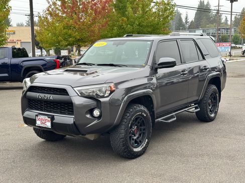 Used 2016 Toyota 4Runner TRD Pro image 3