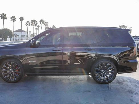 Used 2025 Cadillac Escalade V AWD/4WD image 14