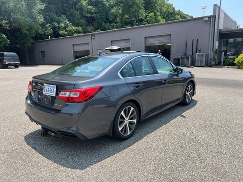 Used 2018 Subaru Legacy 2.5i Limited AWD/4WD image 4