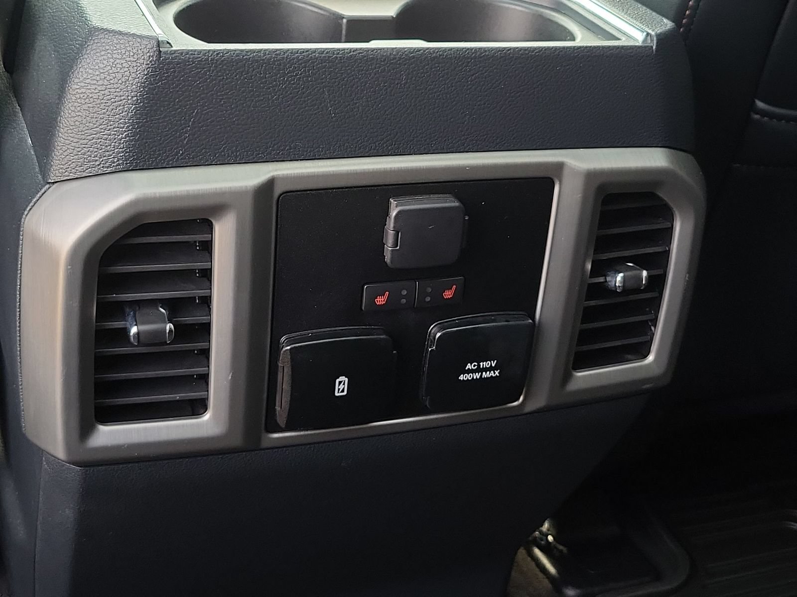 Used 2022 Ford F450 Platinum w/ FX4 Off-Road Package AWD/4WD image 22