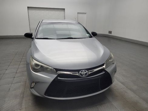 Used 2016 Toyota Camry SE FWD image 14