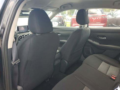 New 2025 Nissan Sentra SR w/ Midnight Edition image 16