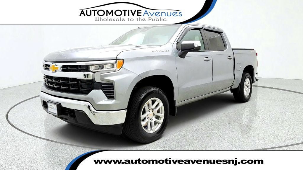 Used 2026 Chevrolet Silverado 1500 LT AWD/4WD image 1