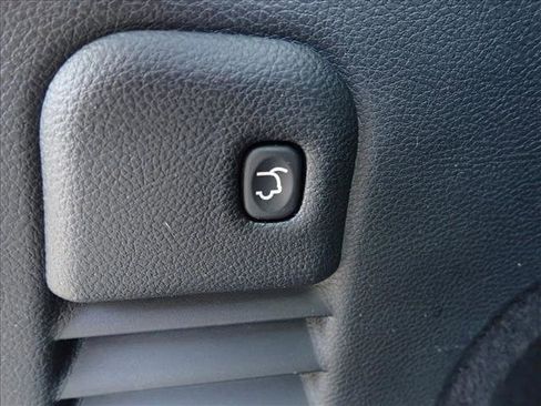 Used 2018 Jeep Grand Cherokee Trailhawk AWD/4WD image 9