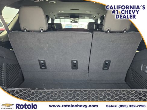 Used 2024 Chevrolet Tahoe LT w/ Luxury Package RWD image 14