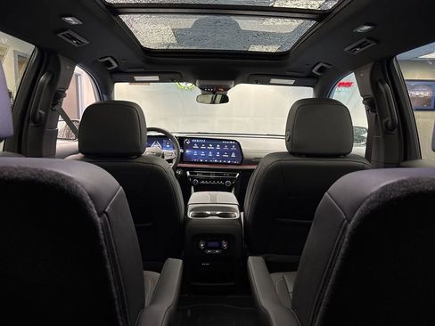 New 2026 Chevrolet Traverse Z71 w/ LPO, Floor Liner Package image 24