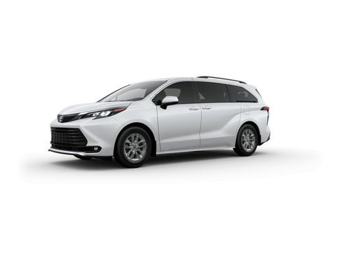 New 2025 Toyota Sienna XLE image 2