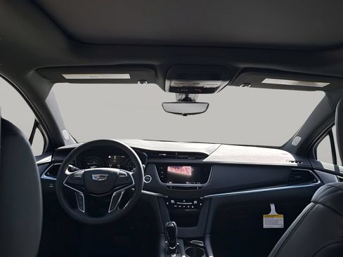 New 2026 Cadillac XT5 Premium Luxury w/ Driver Assist Package FWD image 24
