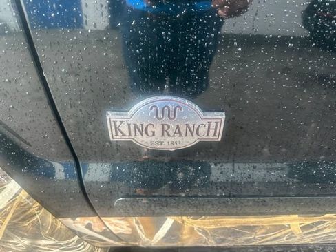 Used 2015 Ford F350 King Ranch w/ FX4 Off-Road Package AWD/4WD image 28
