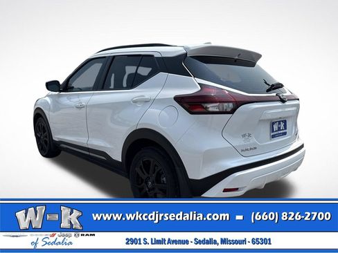 Used 2024 Nissan Kicks SR w/ SR Premium Package FWD image 10