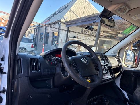 Used 2016 RAM ProMaster 2500 image 16
