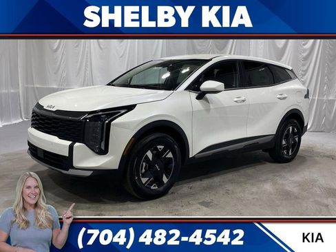 New 2026 Kia Sportage LX AWD/4WD image 1