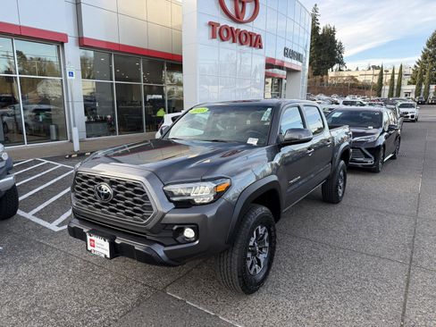 Certified 2023 Toyota Tacoma TRD Off-Road image 1